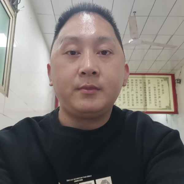 陕西35岁单身帅哥真诚找对象-新乡相亲网