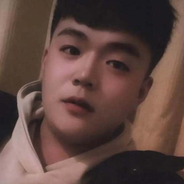 山东25岁单身帅哥真诚找对象-新乡征婚相亲网
