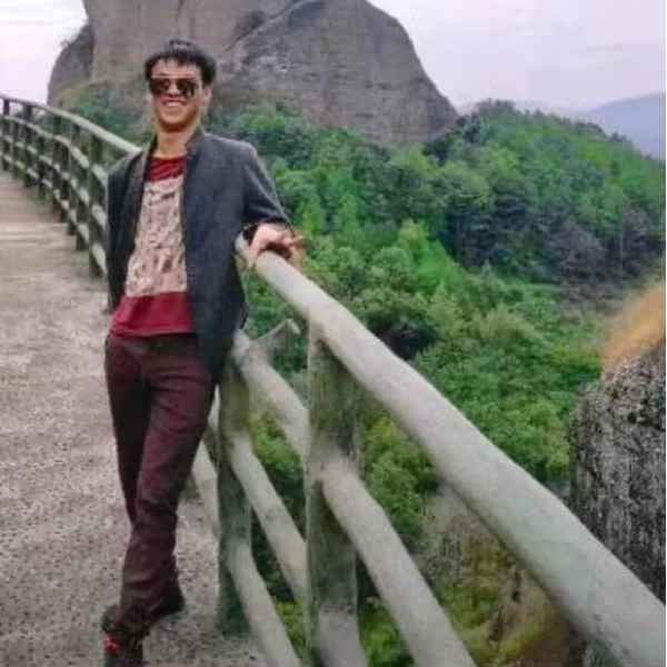 广东27岁单身帅哥真诚找对象-新乡征婚相亲网