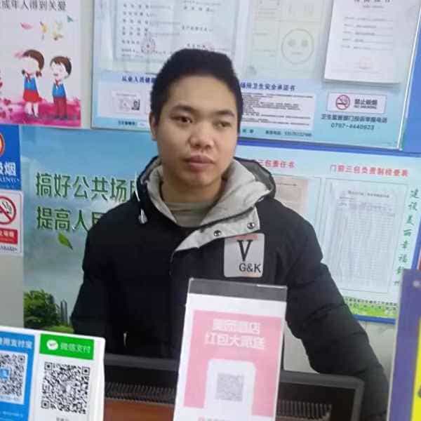 33岁岁江西单身帅哥 - 新乡吉缘网