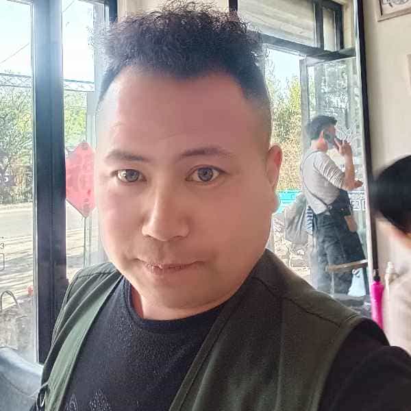 35岁岁山东单身帅哥 - 新乡吉缘网