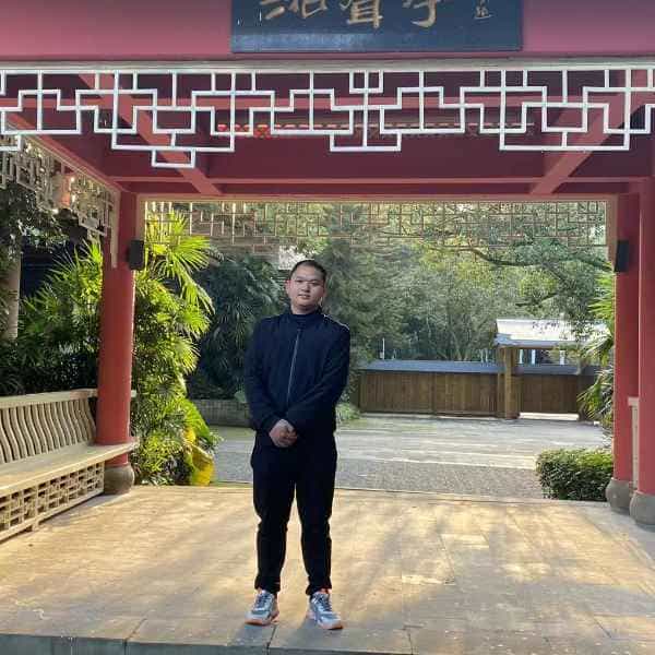 31岁岁重庆单身帅哥 - 新乡吉缘网