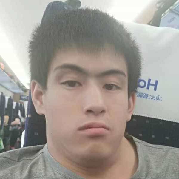 37岁岁广东单身帅哥 - 新乡吉缘网