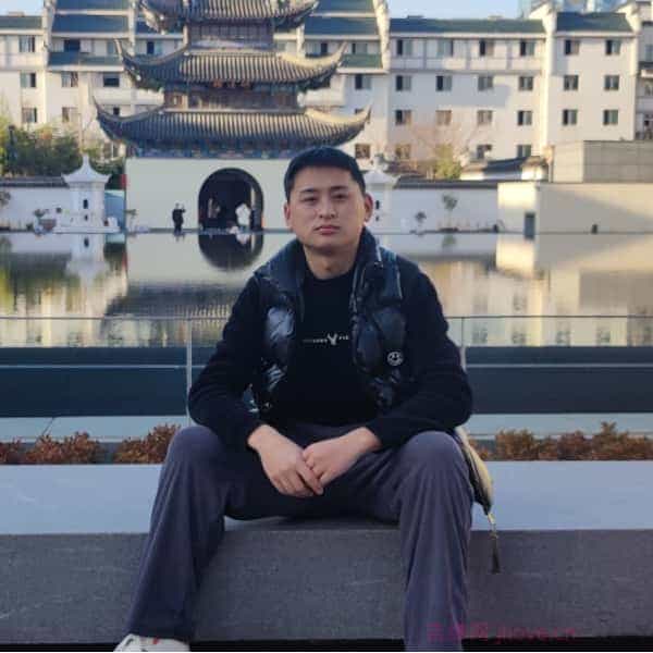 31岁岁湖北单身帅哥 - 新乡吉缘网